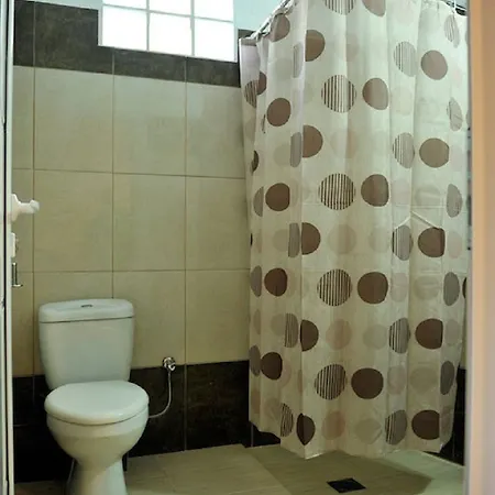 Fengeros Apartment